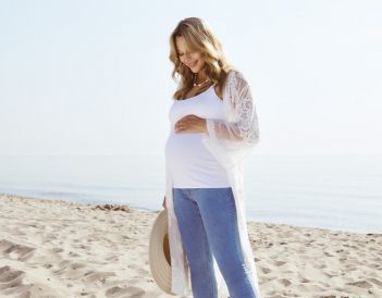 Si_AW21_Maternity_1.jpg